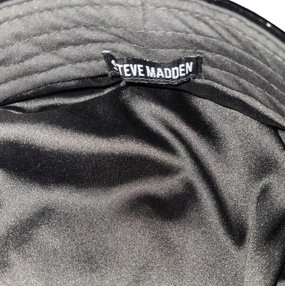 💕NWT Steve Madden Satin Lined Faux Croc Detail Cadet/Chauffeur Hat💕 - Picture 7 of 9